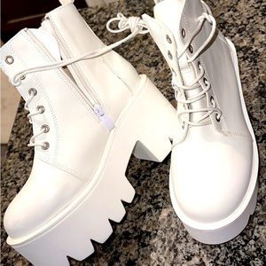 Womens Fashion lace up ankle boots chunky heel boots  ,size 36